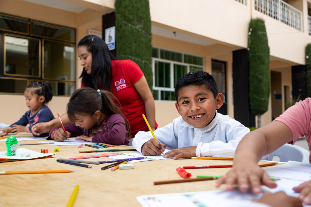 Maritza, Volunteer Tutoring Children